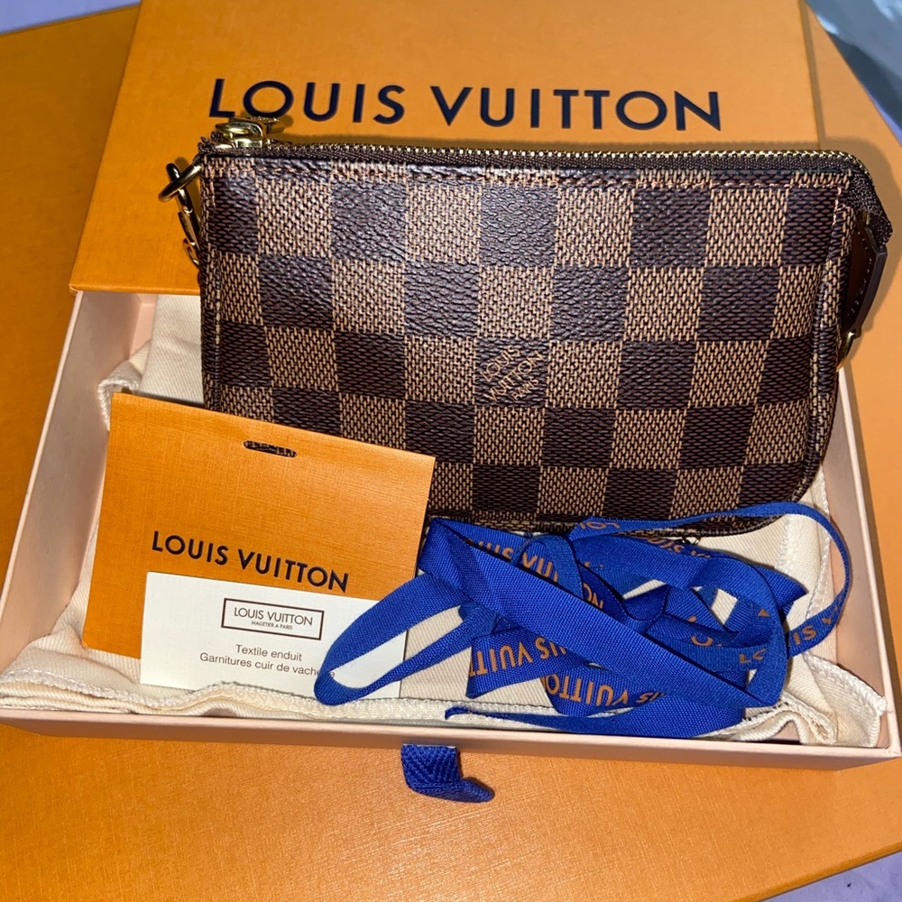 Louis Vuitton Mini Pochette Accessoires
